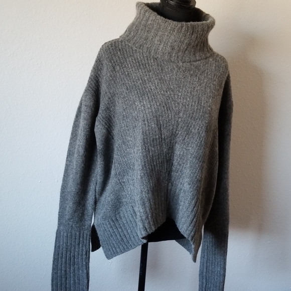Moth 80% Wool Sweater - Picture 2 of 6